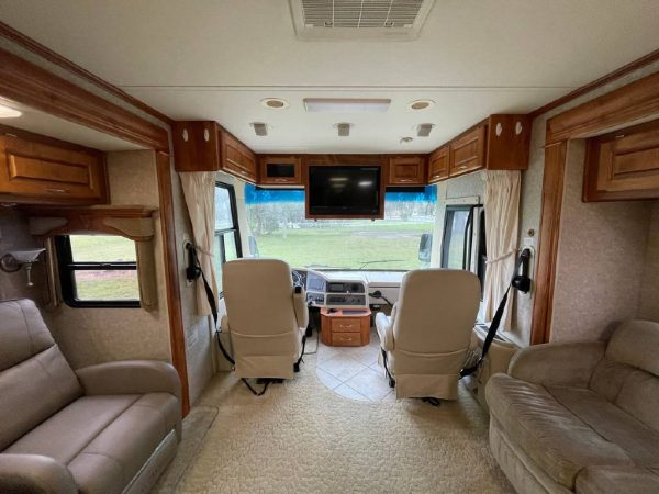 61c1efadf77af847715cbfd0 2007 Monaco Class A RV DIPLOMAT 38PDQ