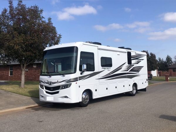63056da275f618706f46c033 2018 Jayco Class A RV PRECEPT 31UL