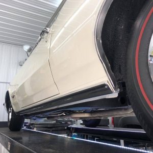 66812660-770-0@2X 1965 Pontiac GTO 389 Tri-Power Setup