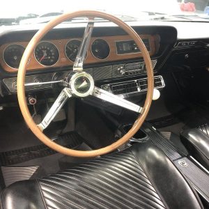 66812816-770-0@2X 1965 Pontiac GTO 389 Tri-Power Setup