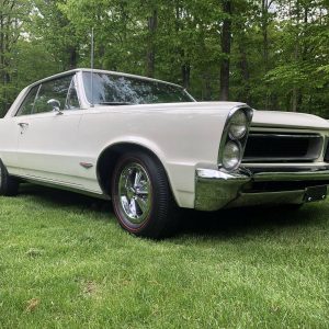 66812852-770-0@2X 1965 Pontiac GTO 389 Tri-Power Setup