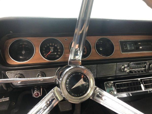 66812907-770-0@2X 1965 Pontiac GTO 389 Tri-Power Setup