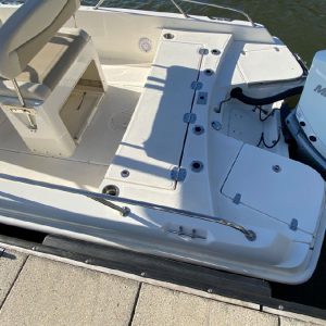 8563735_20221125125911047_1_XLARGE 2019 Boston Whaler 240 Dauntless