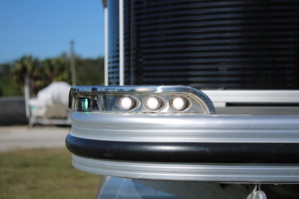 8648671_20230109135450445_1_XLARGE 2020 Bennington S22 Center Console Tritoon