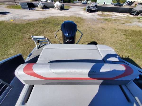 8648671_20230109141106819_1_XLARGE 2020 Bennington S22 Center Console Tritoon