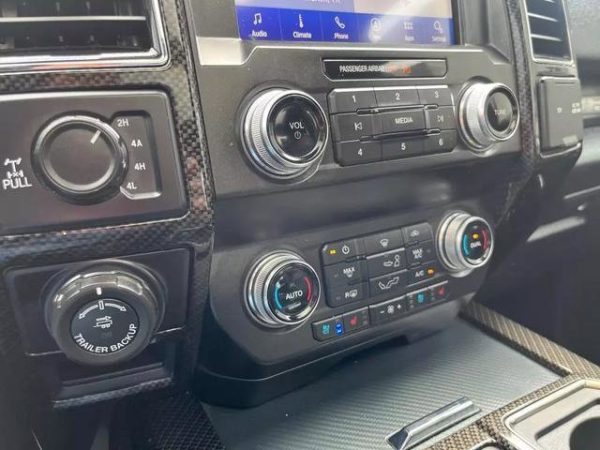 87e785a4e02a4ec3adead7becfc1f0df 2020 Ford F150 Lariat