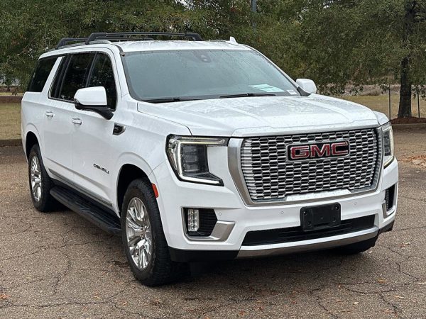 8fba7b970f5447acbff4a1f031b77e31 2021 GMC Yukon XL Denali