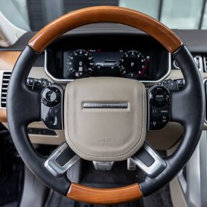 91a692322a86405c9aa3593c13cf0255 2021 Land Rover Range Rover P525 Westminster Edition