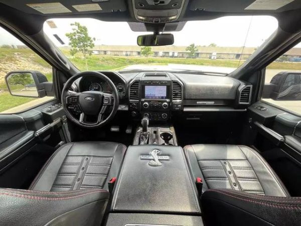 987f73168d464fa58f6d7280d802f256 2020 Ford F150 Lariat