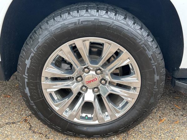 d428262490c34f83976e809077a525da 2021 GMC Yukon XL Denali