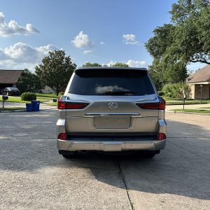 IMG_383920_ (12) 2019 Lexus LX 570
