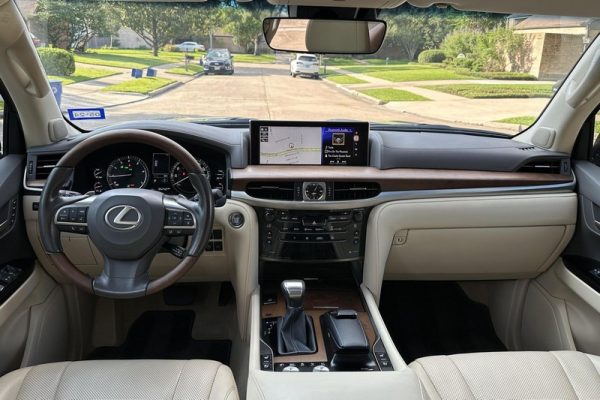 IMG_383920_ (15) 2019 Lexus LX 570