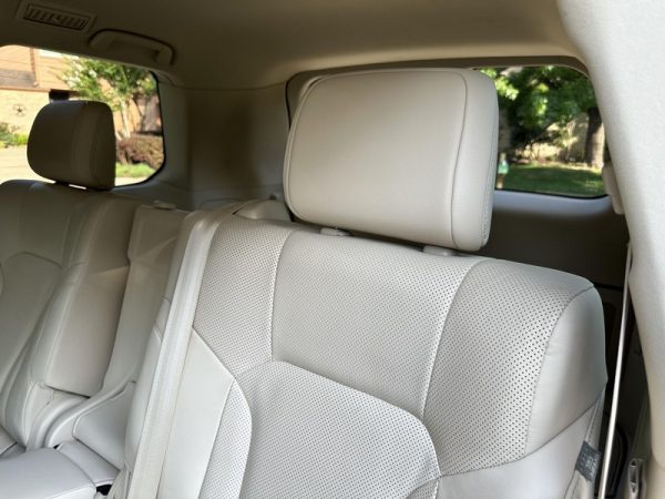 IMG_383920_ (27) 2019 Lexus LX 570