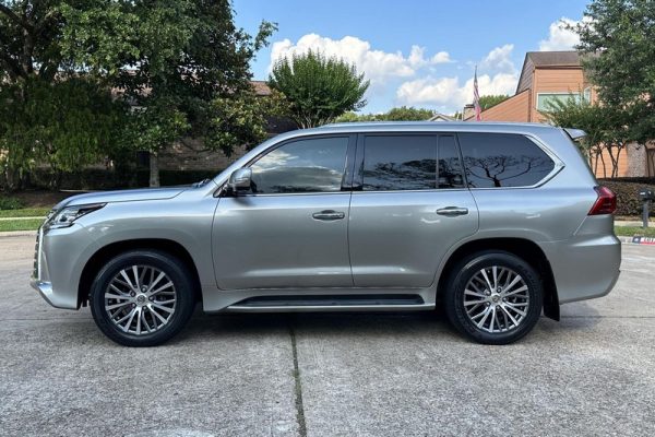 IMG_383920_ (3) 2019 Lexus LX 570