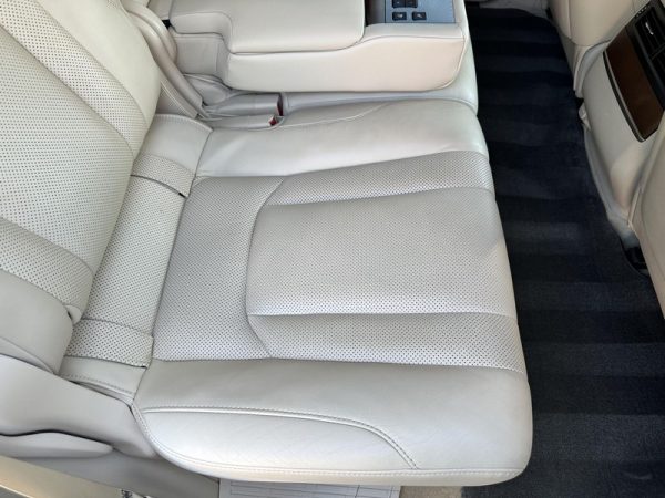 IMG_383920_ (33) 2019 Lexus LX 570