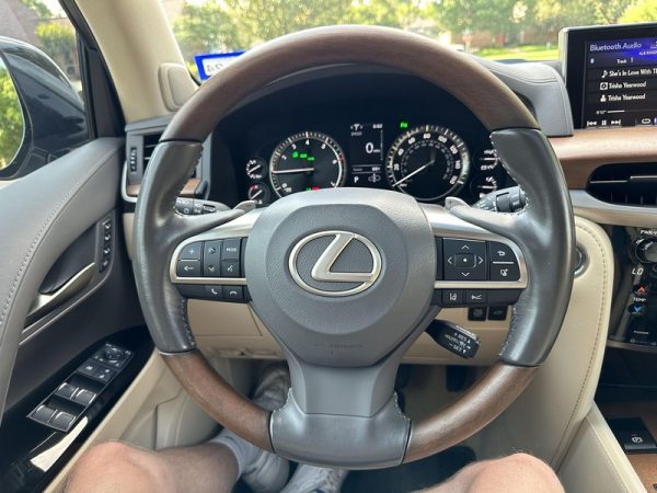 IMG_383920_ (44) 2019 Lexus LX 570
