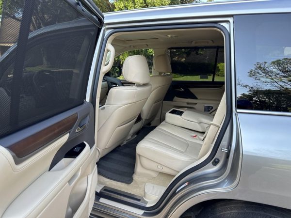IMG_383920_ (60) 2019 Lexus LX 570