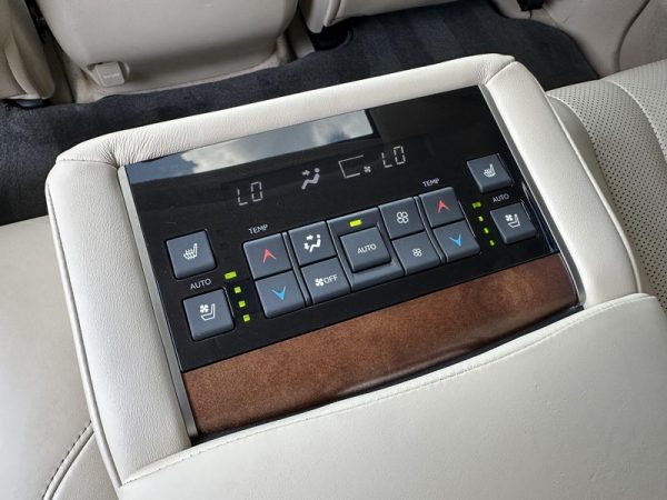 IMG_383920_ (63) 2019 Lexus LX 570