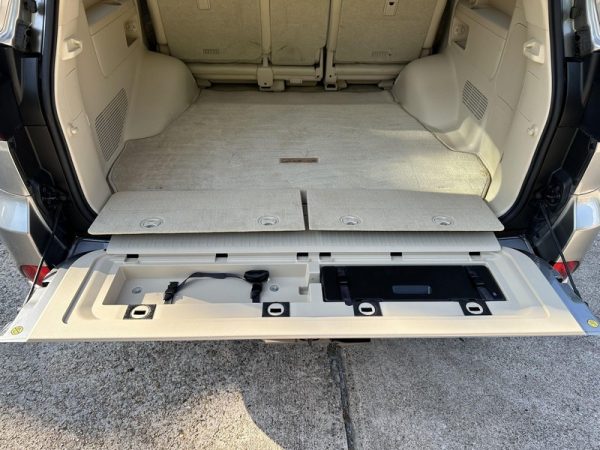IMG_383920_ (72) 2019 Lexus LX 570