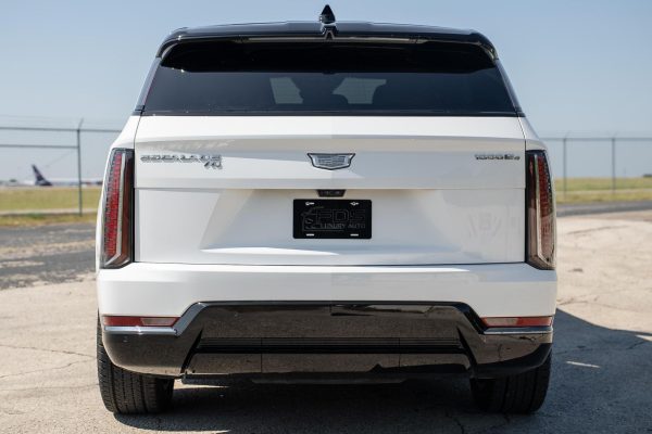 10 2025 Cadillac Escalade IQ Sport 2