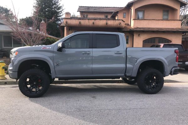 2 2024 Chevrolet Silverado 1500 Crew Cab RST Black Widow 4×4