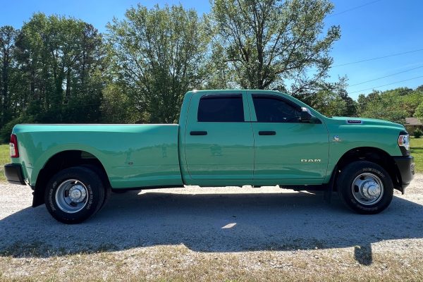 2 2022 Ram 3500 Tradesman Crew Cab 4×4