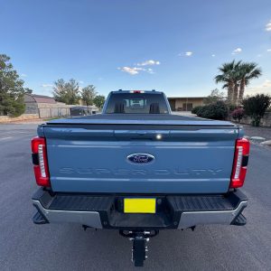 3 2023 Ford F-350 Super Duty Lariat 4×4