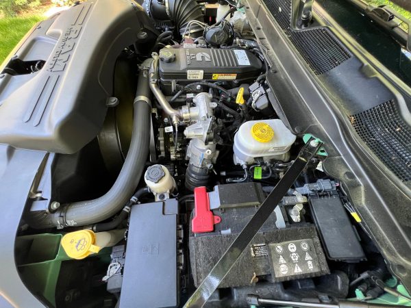 35k71W8Y-R5SuN4l_r32 2022 Ram 3500 Tradesman Crew Cab 4×4