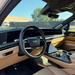 36PZ1wOy-7W39D2I 2025 Cadillac Escalade IQ Sport 2