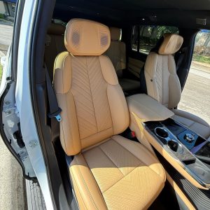 36PZ1wOy-CPgvxRW 2025 Cadillac Escalade IQ Sport 2