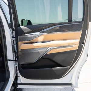 36PZ1wOy-IWOQFKa 2025 Cadillac Escalade IQ Sport 2