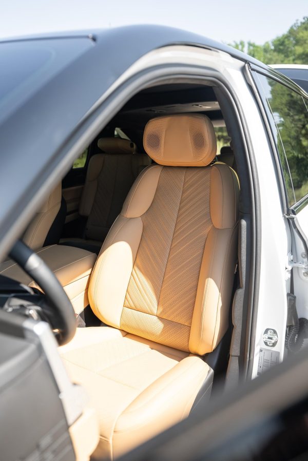 36PZ1wOy-LdiIbQi 2025 Cadillac Escalade IQ Sport 2