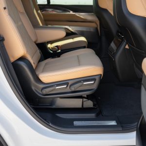 36PZ1wOy-OD73FNq 2025 Cadillac Escalade IQ Sport 2