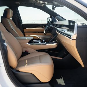 36PZ1wOy-r0u04oX 2025 Cadillac Escalade IQ Sport 2