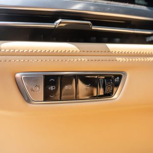 36PZ1wOy-xxRgE7e 2025 Cadillac Escalade IQ Sport 2