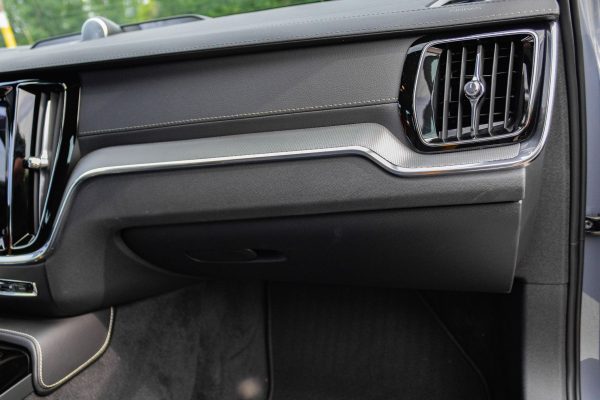 36YMoLdB-55QzzPkFAy 2023 Volvo V60 Recharge T8 Polestar Engineered