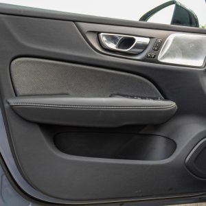 36YMoLdB-G_YS7sMMBE 2023 Volvo V60 Recharge T8 Polestar Engineered