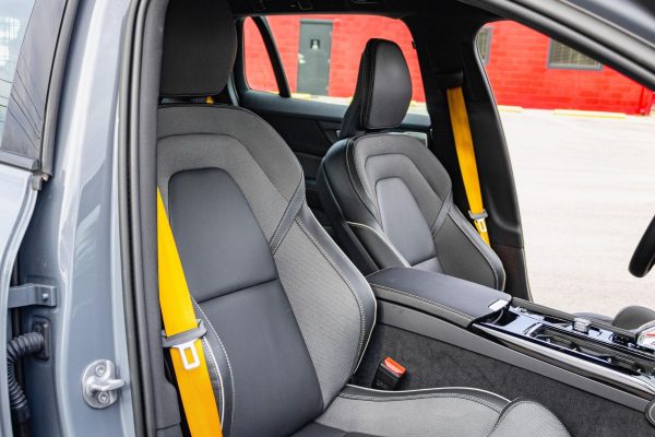 36YMoLdB-J_HelZwnz8 2023 Volvo V60 Recharge T8 Polestar Engineered