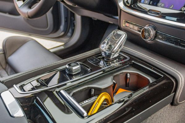 36YMoLdB-N4tcpljj92 2023 Volvo V60 Recharge T8 Polestar Engineered