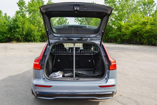 36YMoLdB-VJnDQVRkWO 2023 Volvo V60 Recharge T8 Polestar Engineered