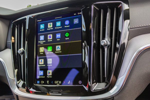 36YMoLdB-_ozt-kxAep 2023 Volvo V60 Recharge T8 Polestar Engineered