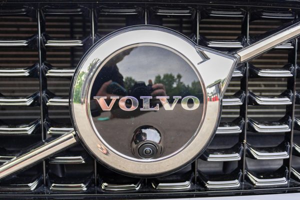 36YMoLdB-piyjlZgv-b 2023 Volvo V60 Recharge T8 Polestar Engineered