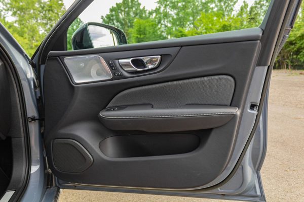 36YMoLdB-sUjsco24lv 2023 Volvo V60 Recharge T8 Polestar Engineered