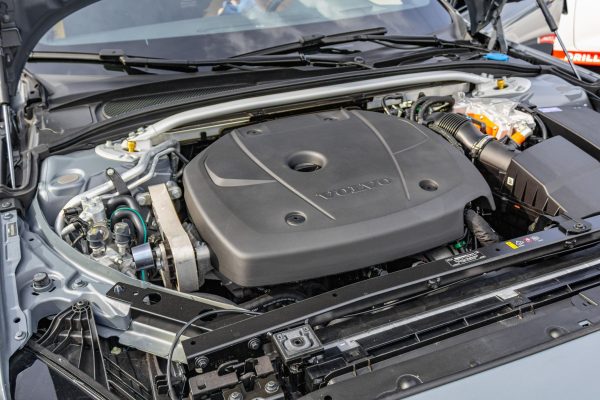 36YMoLdB-uyVXibbrDX 2023 Volvo V60 Recharge T8 Polestar Engineered
