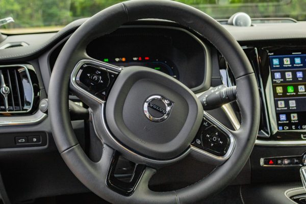 36YMoLdB-xuH3pfVDTz 2023 Volvo V60 Recharge T8 Polestar Engineered