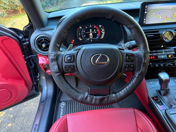 374BbYBp-NDOBmcMGAQY 2023 Lexus IS 500 Premium