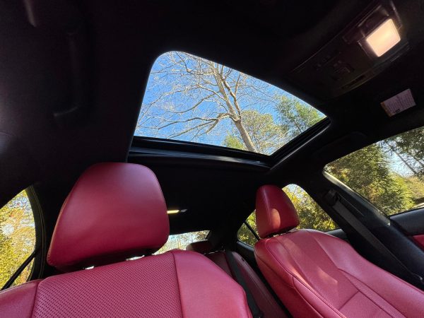 374BbYBp-O5VE6iBGah 2023 Lexus IS 500 Premium