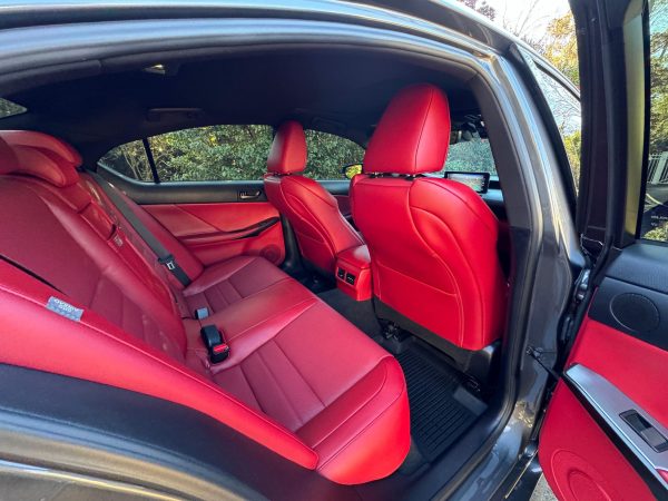 374BbYBp-PrjE5XAo8w 2023 Lexus IS 500 Premium