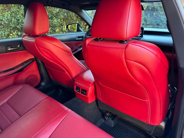 374BbYBp-UfkD4qQ3xJ 2023 Lexus IS 500 Premium