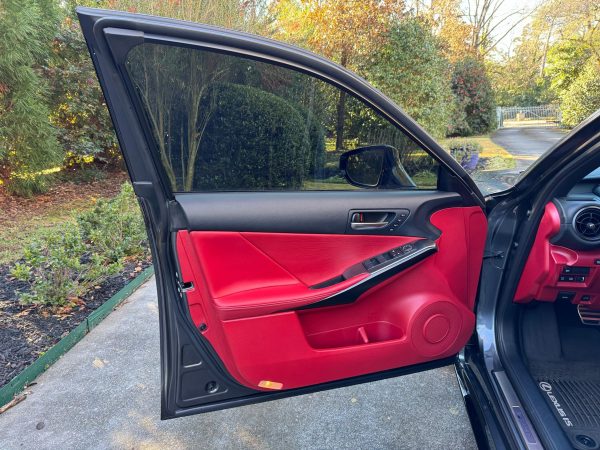 374BbYBp-wni7XXS647 2023 Lexus IS 500 Premium